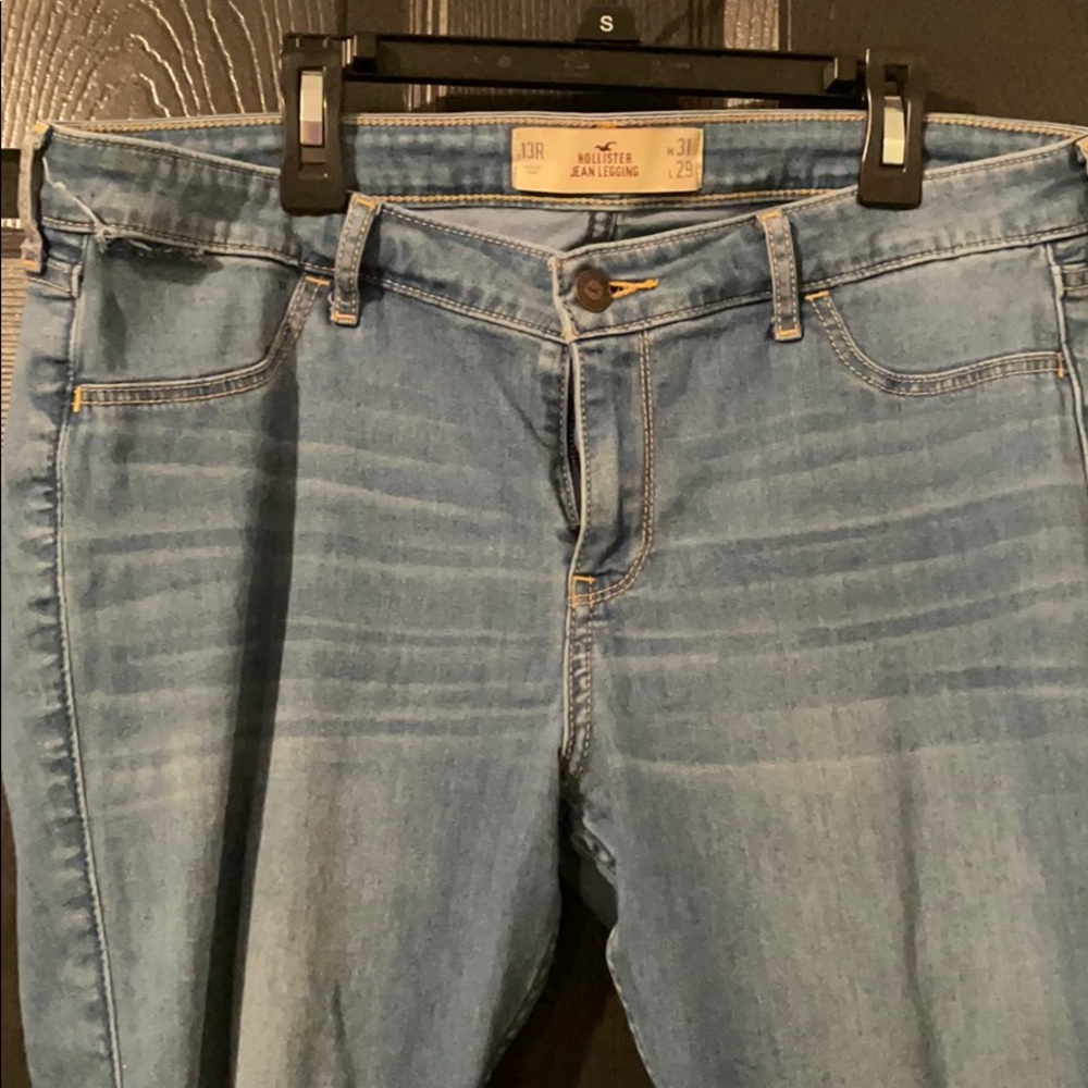 Hollister Jean jogging 13R 31w 29 L